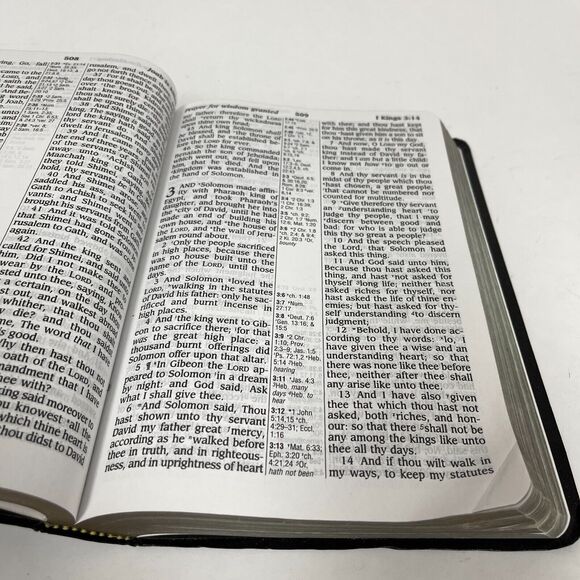 Holy Bible King James Version Reference Black Large Print Zondervan - Picture 8 of 10